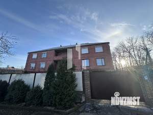 Дом 677м&sup2;, 3-этажный, участок 8 сот.  