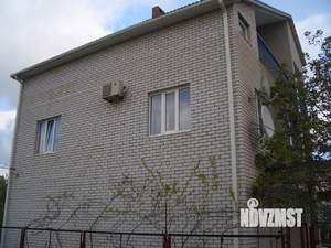Дом 370м², 3-этажный, участок 8 сот.  