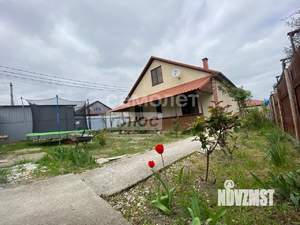 Дом 140м², 2-этажный, участок 5 сот.  