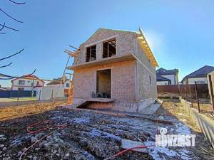 Дом 140м&sup2;, 2-этажный, участок 4 сот.  