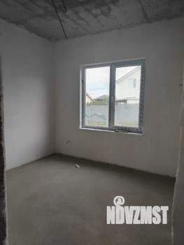 Дом 100м², 2-этажный, участок 3 сот.  