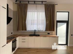 Дом 189м², 2-этажный, участок 4 сот.  