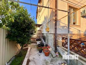 Дом 132м&sup2;, 2-этажный, участок 3 сот.  