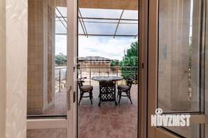 Дом 192м², 2-этажный, участок 6 сот.  