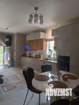 Дом 112м&sup2;, 3-этажный, участок 10 сот.  