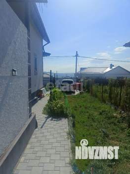 Дом 184м&sup2;, 3-этажный, участок 8 сот.  