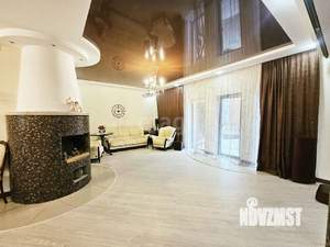 Дом 254м&sup2;, 2-этажный, участок 8 сот.  