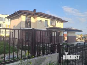 Дом 280м², 2-этажный, участок 6 сот.  