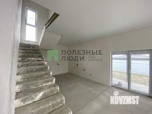 Дом 165м&sup2;, 2-этажный, участок 4 сот.  