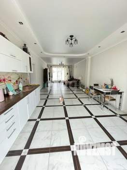 Дом 216м&sup2;, 2-этажный, участок 5 сот.  