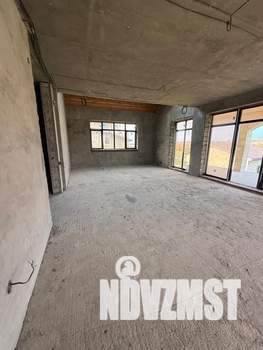 Дом 480м², 2-этажный, участок 13 сот.  