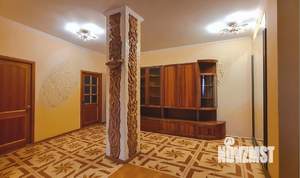 Дом 335м², 2-этажный, участок 8 сот.  