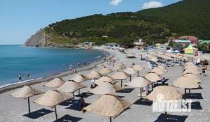 Коттедж 800м&sup2;, 4-этажный, участок 10 сот.  