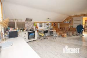 Дом 277м², 2-этажный, участок 15 сот.  