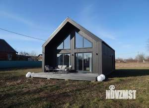 Дом 30м&sup2;, 2-этажный, участок 4 сот.  