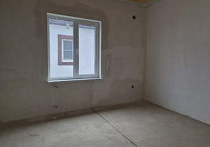 Дом 200м&sup2;, 2-этажный, участок 4 сот.  