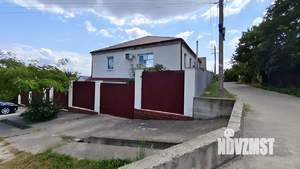 Дом 200м², 2-этажный, участок 10 сот.  