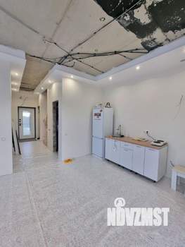 Дом 100м&sup2;, 2-этажный, участок 7 сот.  