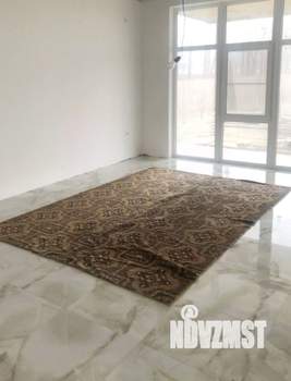 Дом 228м&sup2;, 2-этажный, участок 7 сот.  