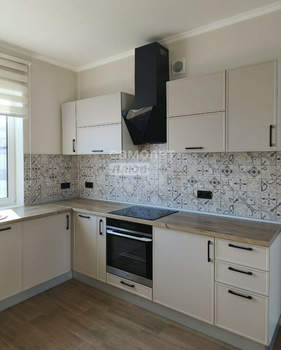 Дом 130м&sup2;, 1-этажный, участок 9 сот.  