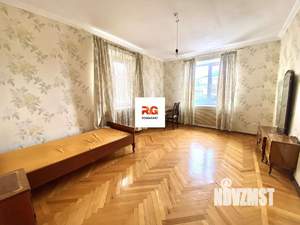 Дом 200м&sup2;, 2-этажный, участок 7 сот.  