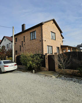 Дом 246м², 2-этажный, участок 8 сот.  