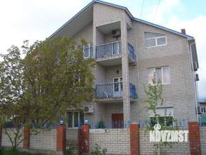 Дом 370м², 3-этажный, участок 8 сот.  