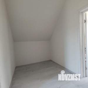 Дом 104м&sup2;, 2-этажный, участок 5 сот.  