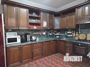 Дом 160м&sup2;, 2-этажный, участок 7 сот.  