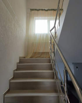 Дом 175м&sup2;, 2-этажный, участок 5 сот.  