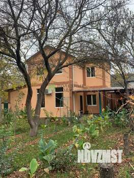 Дом 156м&sup2;, 2-этажный, участок 8 сот.  