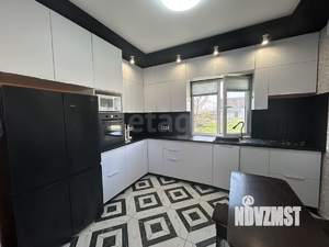 Дом 161м&sup2;, 2-этажный, участок 7 сот.  