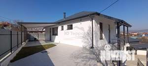 Дом 238м&sup2;, 1-этажный, участок 8 сот.  