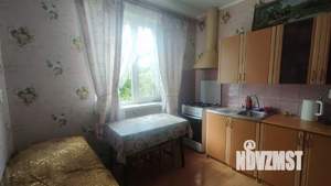 Дом 130м&sup2;, 2-этажный, участок 6 сот.  