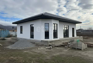 Дом 100м&sup2;, 1-этажный, участок 5 сот.  