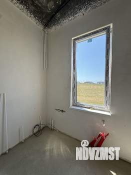 Дом 130м&sup2;, 2-этажный, участок 4 сот.  