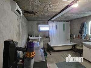 Дом 270м&sup2;, 3-этажный, участок 12 сот.  