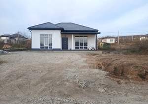 Дом 128м&sup2;, 1-этажный, участок 6 сот.  