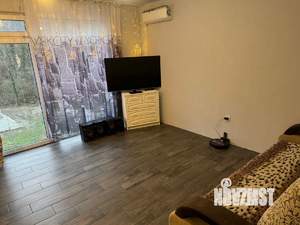 Дом 100м&sup2;, 2-этажный, участок 7 сот.  