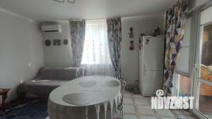 Дом 145м&sup2;, 2-этажный, участок 6 сот.  