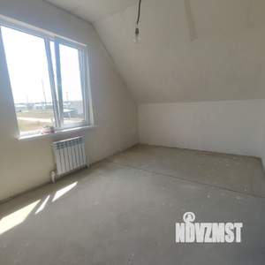 Дом 104м&sup2;, 2-этажный, участок 3 сот.  