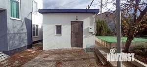 Дом 100м&sup2;, 2-этажный, участок 3 сот.  