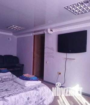 Дом 150м&sup2;, 2-этажный, участок 1 сот.  