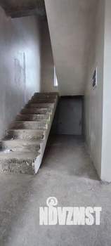 Дом 140м&sup2;, 2-этажный, участок 4 сот.  