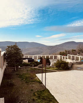 Дом 400м&sup2;, 4-этажный, участок 19 сот.  