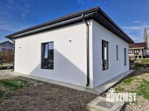 Дом 93м², 1-этажный, участок 4 сот.  