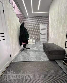 Дом 210м&sup2;, 3-этажный, участок 5 сот.  