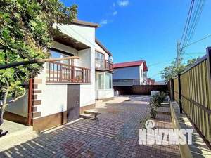 Дом 250м², 2-этажный, участок 6 сот.  