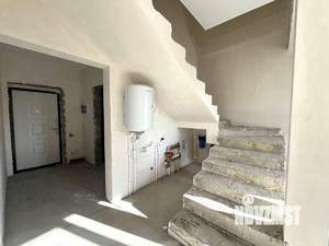 Дом 84м², 2-этажный, участок 4 сот.  