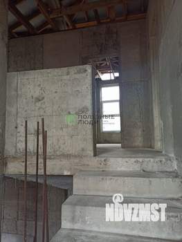 Дом 160м&sup2;, 2-этажный, участок 3 сот.  